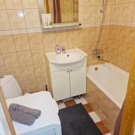 Tallinnhousing Studio For 4 With Free Parking Apartment *
